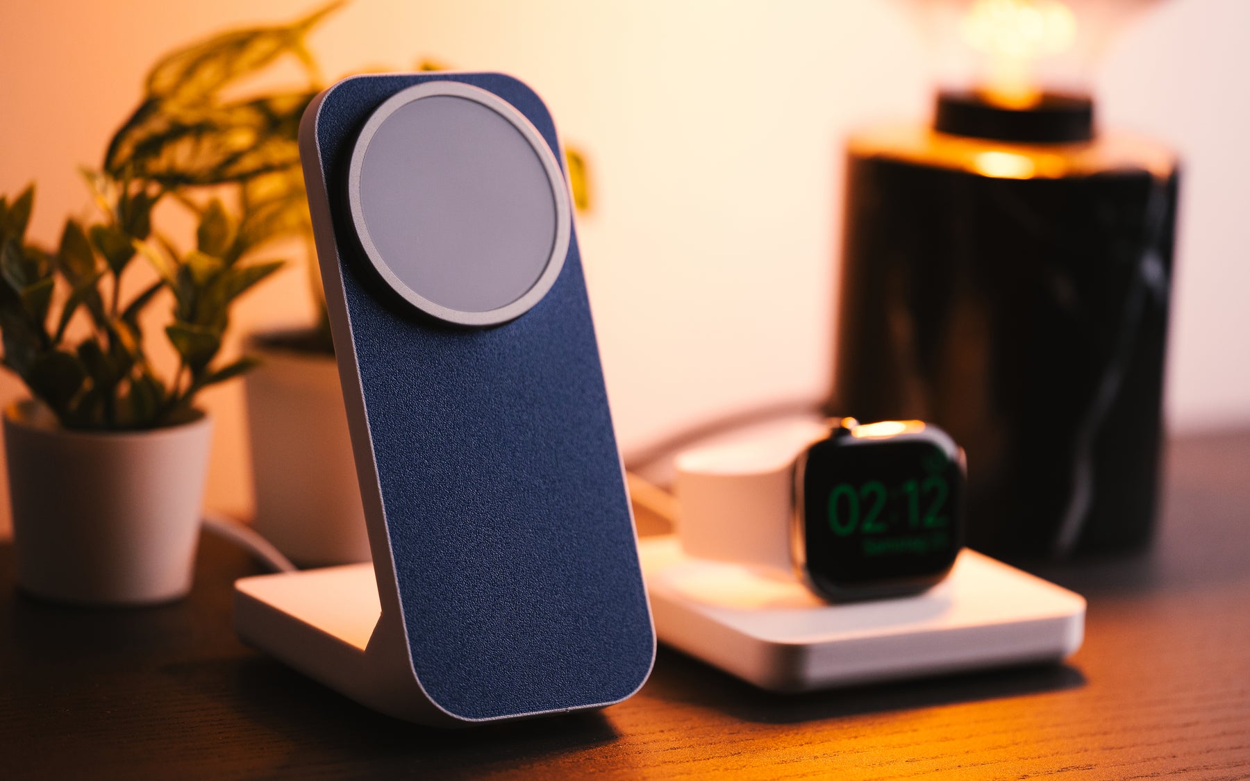 Stand - Ladestation für iPhone