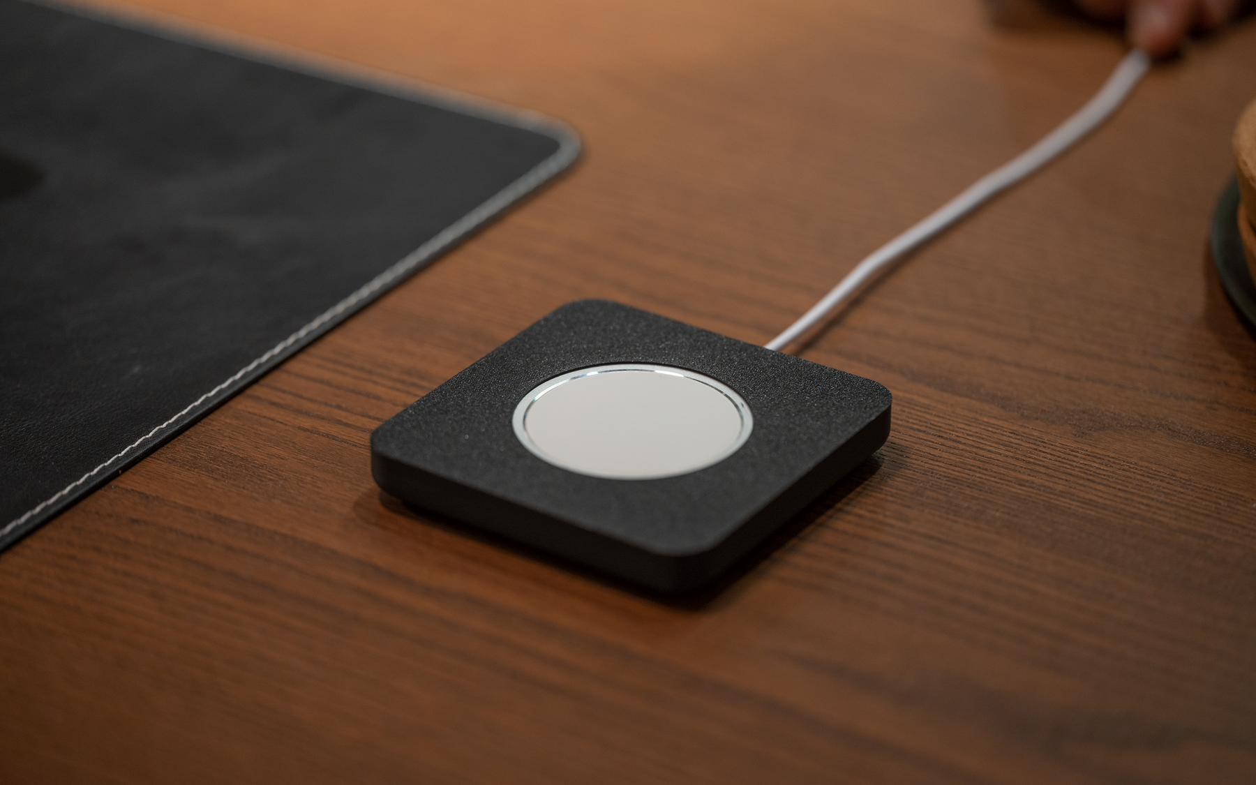 Mono - Ladestation für iPhone & Airpods